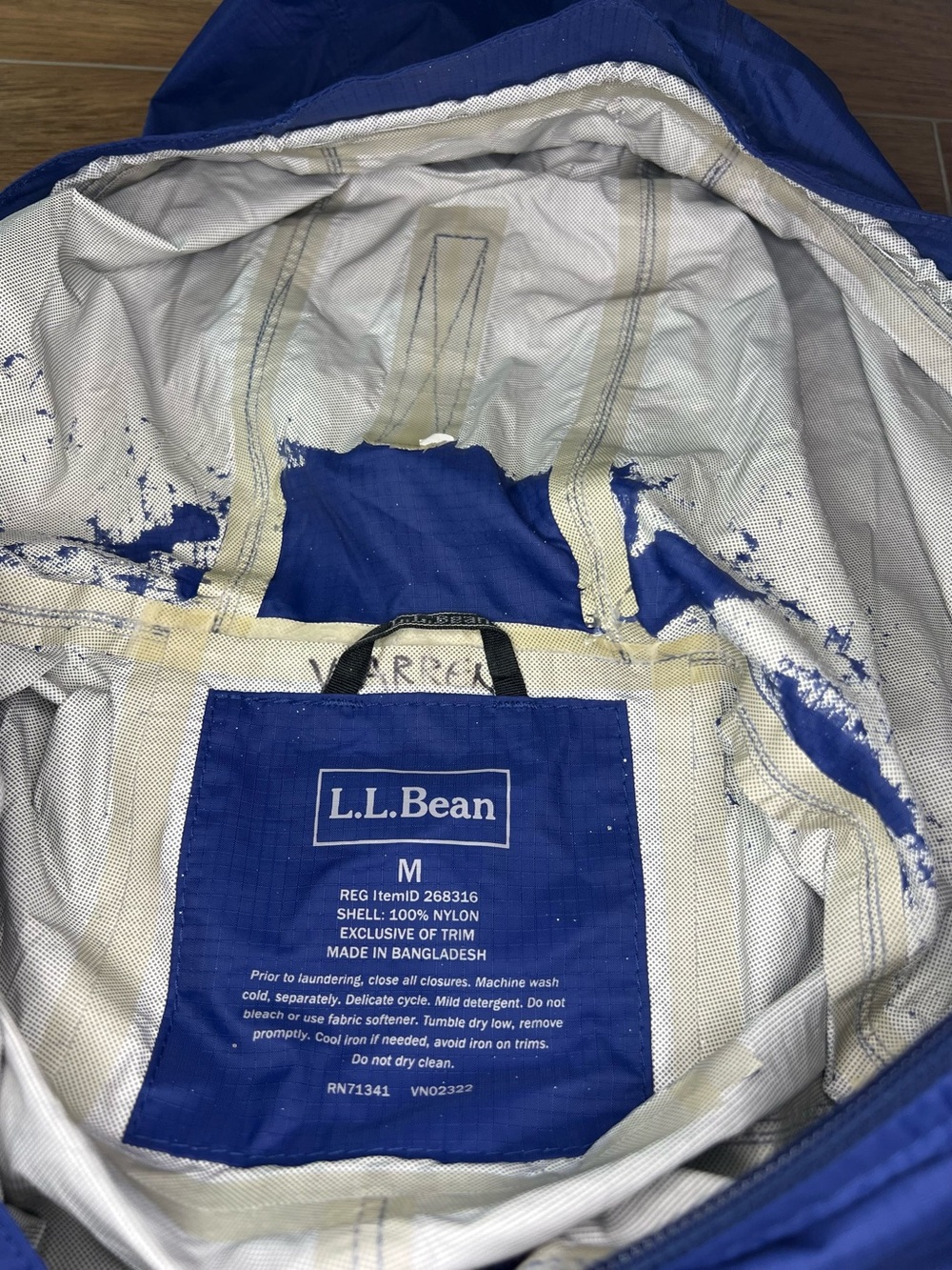 L.L bean Jacket - Picture 3 of 3